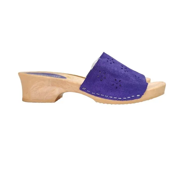Vintage 80s 90s Purple Suede Clogs Sandals Size 8 Low Heel Shoes Made in Italy