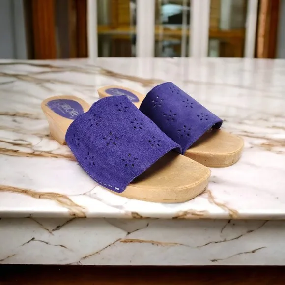Vintage 80s 90s Purple Suede Clogs Sandals Size 8 Low Heel Shoes Made in Italy