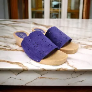 Vintage 80s 90s Purple Suede Clogs Sandals Size 8 Low Heel Shoes Made in Italy