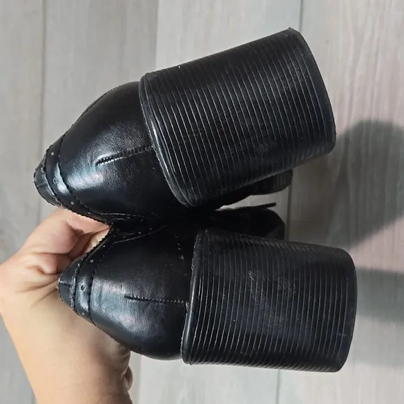 Vintage MUDD Women's Black Leather Shoes Platform Heels Clog Shoes Sz 8