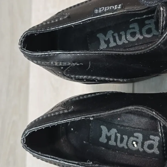 Vintage MUDD Women's Black Leather Shoes Platform Heels Clog Shoes Sz 8