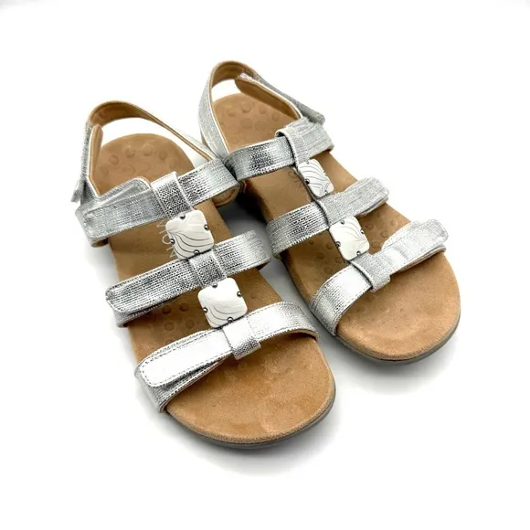 Vionic Amber Sandal Silver Metallic Linen Size 8 Strappy Adjustable