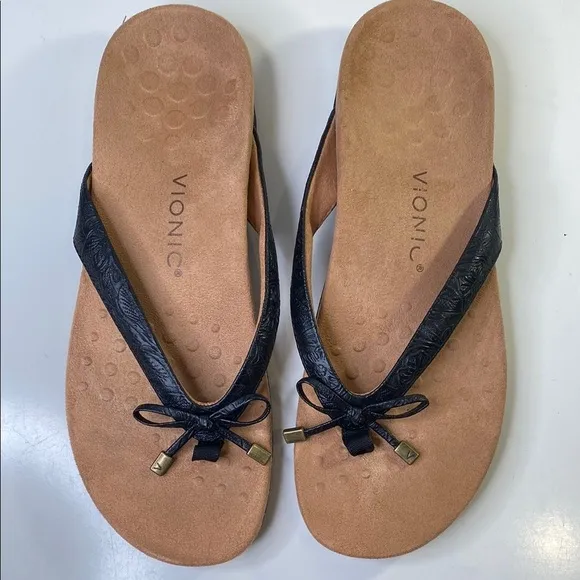 Vionic Bella Black and Tan Flip Flop Thong Sandals Size 11