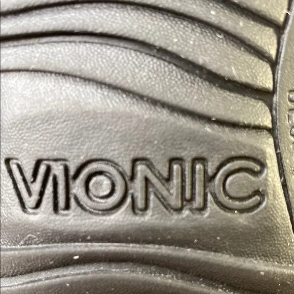 Vionic Bella Black and Tan Flip Flop Thong Sandals Size 11