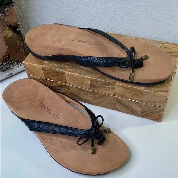 Vionic Bella Black and Tan Flip Flop Thong Sandals Size 11