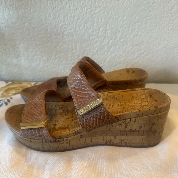 Vionic Chestnut Embossed Leather Pepper Wedge Slip-On Sandals