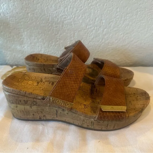 Vionic Chestnut Embossed Leather Pepper Wedge Slip-On Sandals