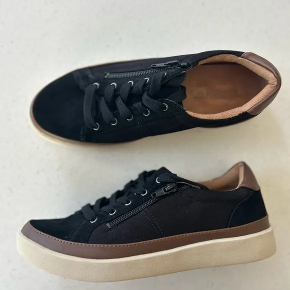 Vionic Essence Mayra Suede Sneakers Slip-On Arch Support Adaptive Size 7.5