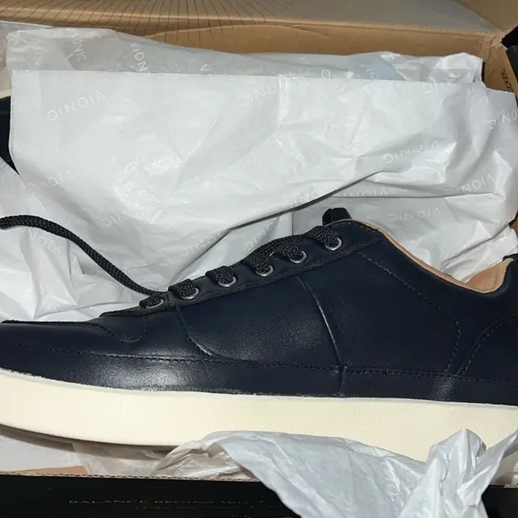 VIONIC Leather Lace Up Court Sneakers in Navy Blazer