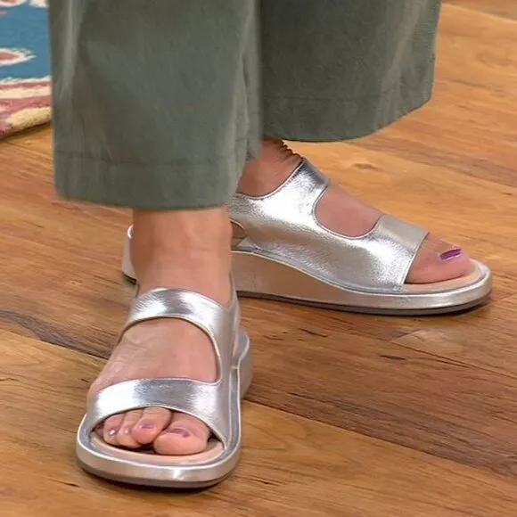 VIONIC Madera Silver Metallic Leather Slingback Wedge Sandals 9