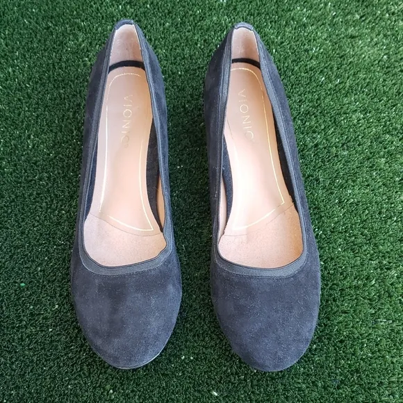 Vionic Natalie Tortoise Black Velour Block Heel Pumps Comfort Shoes Women's 9.5