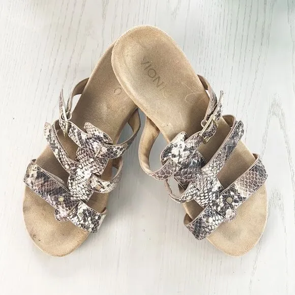 VIONIC Radia Orthotic Wedge Adjustable Strap Snakeskin Sandals Size 8