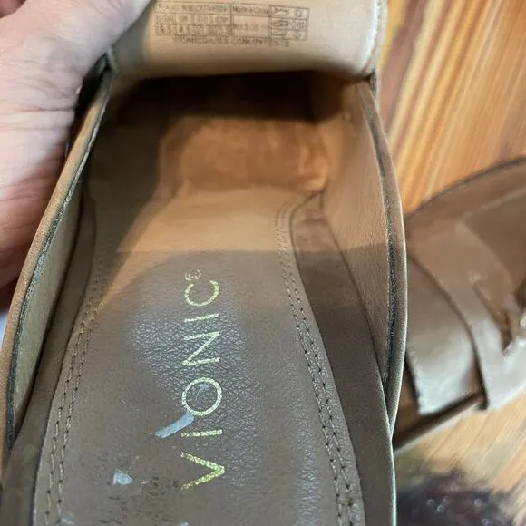 Vionic Size 6.5 Toffee Reagan Nubuck Leather Mules Tassel Slip On Loafer Comfort
