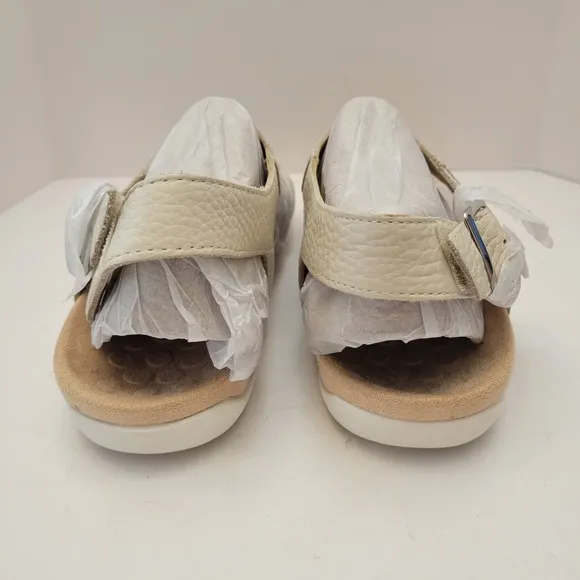 Vionic Terra Sandals Women's Size 7 Cream Leather Thong Slip On Slingback Shoes