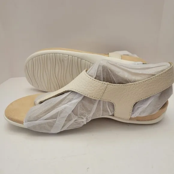 Vionic Terra Sandals Women's Size 7 Cream Leather Thong Slip On Slingback Shoes