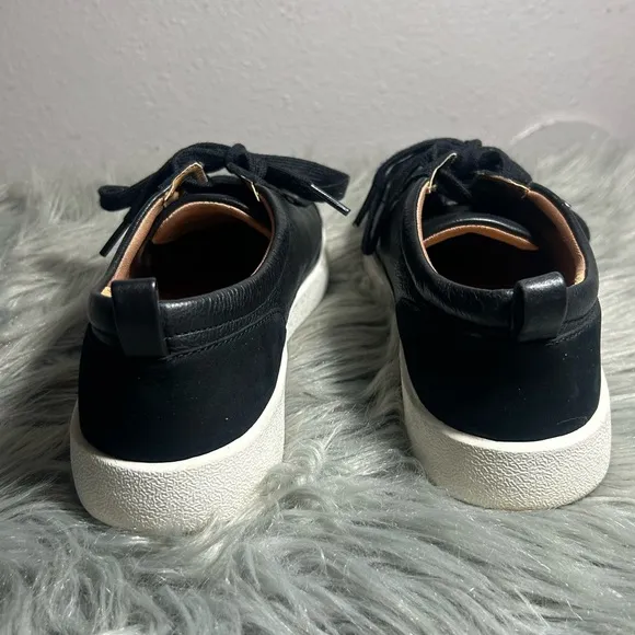 Vionic Winny Low Top Sneaker (Women)Vionic Black Leather Sneakers Size 6.5