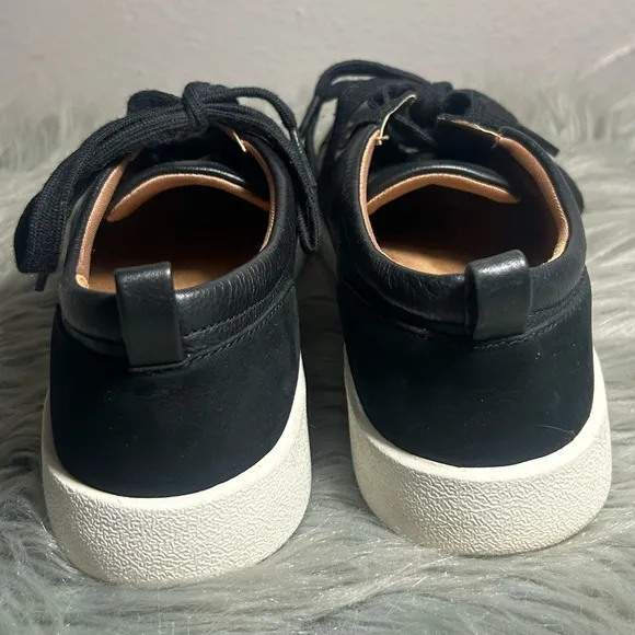 Vionic Winny Low Top Sneaker (Women)Vionic Black Leather Sneakers Size 6.5