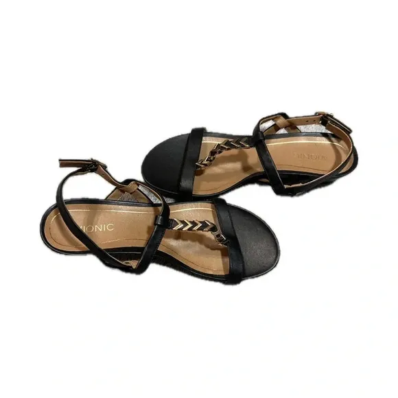 Vionic Womans Port Cali-T Strap Black Sandals Size 7