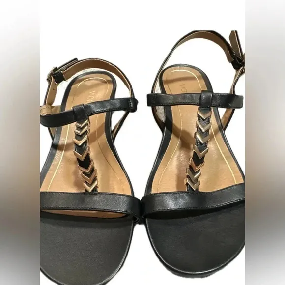 Vionic Womans Port Cali-T Strap Black Sandals Size 7