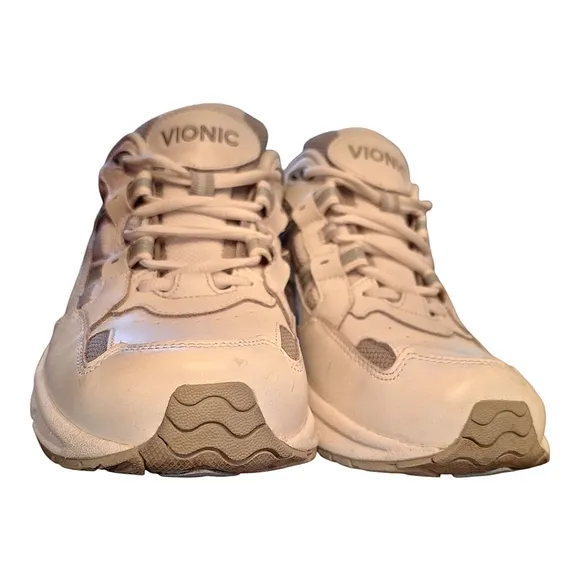 Vionic Women’s 10 White Classic 23 Walkers Lace up Sneakers Retro Style Leather