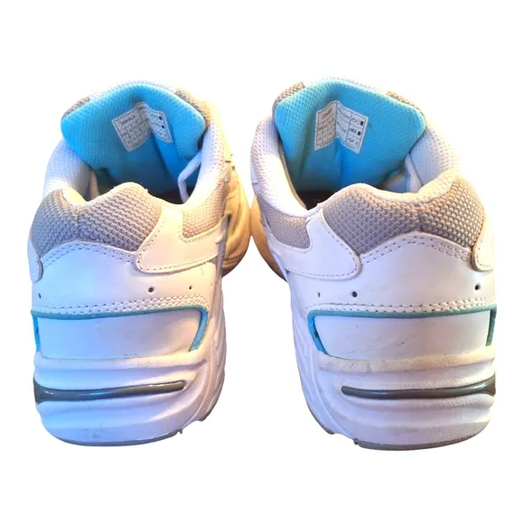 Vionic Women’s 10 White Classic 23 Walkers Lace up Sneakers Retro Style Leather