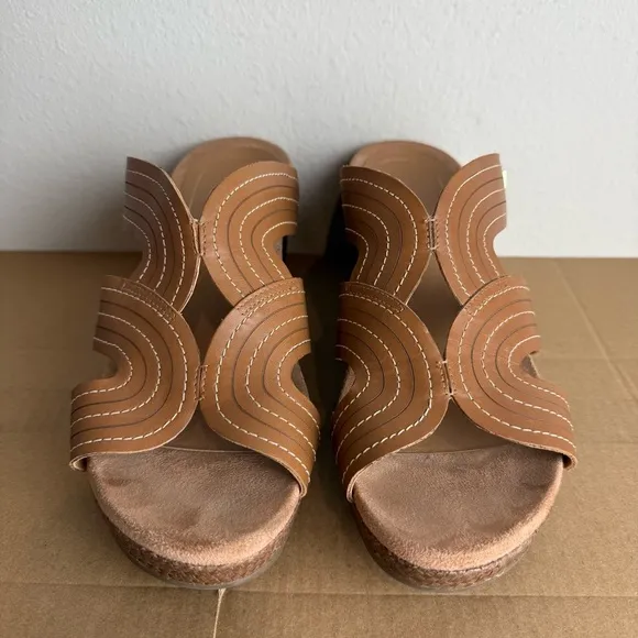 Vionic Women's Malorie Raffia-Wrapped Wedge Sandals Leather Upper Tan Size 10
