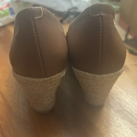 Viscata  Brown leather Wedges