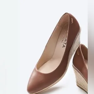 Viscata  Brown leather Wedges