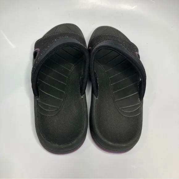 Walk smart slip on sandals size 8