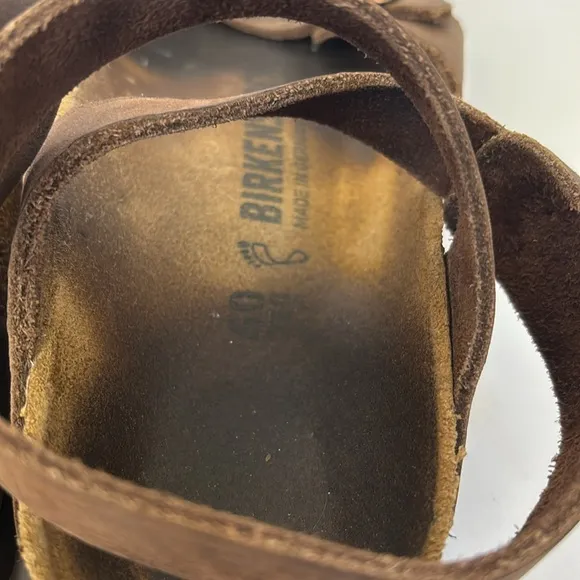Women’s 9 Birkenstock yara leather brown arch support high quality sandals
