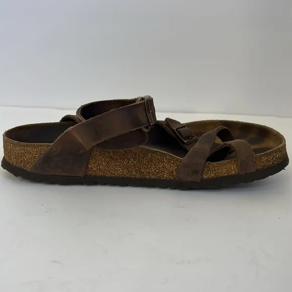 Women’s 9 Birkenstock yara leather brown arch support high quality sandals