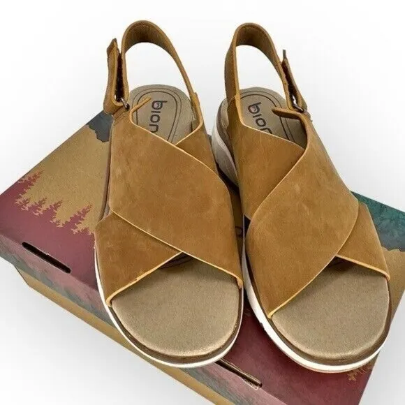 Women's Bionica Andrya Sandal NIB Tan Leather Slimgback Arch Support - size 6.5‎